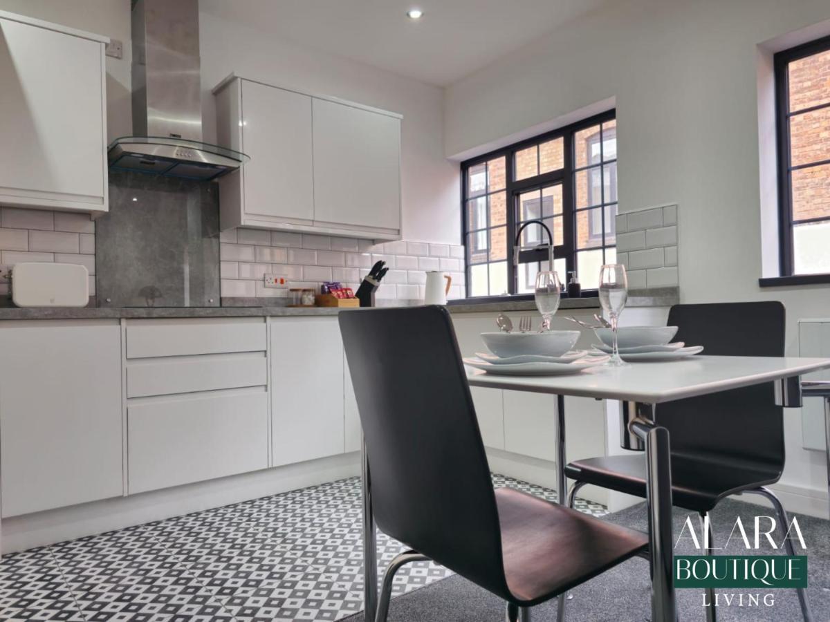 3 Floor Townhouse Luxury Living Alara Boutique Apartamento Birmingham Exterior foto