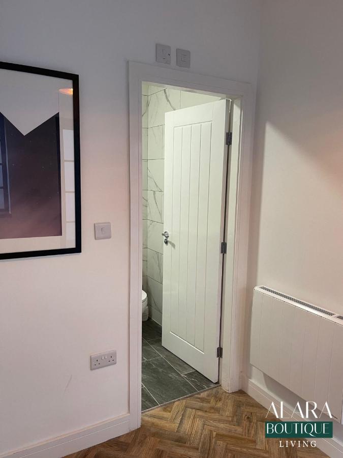3 Floor Townhouse Luxury Living Alara Boutique Apartamento Birmingham Exterior foto