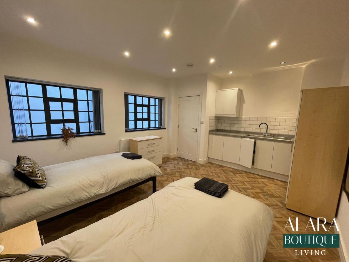 3 Floor Townhouse Luxury Living Alara Boutique Apartamento Birmingham Exterior foto
