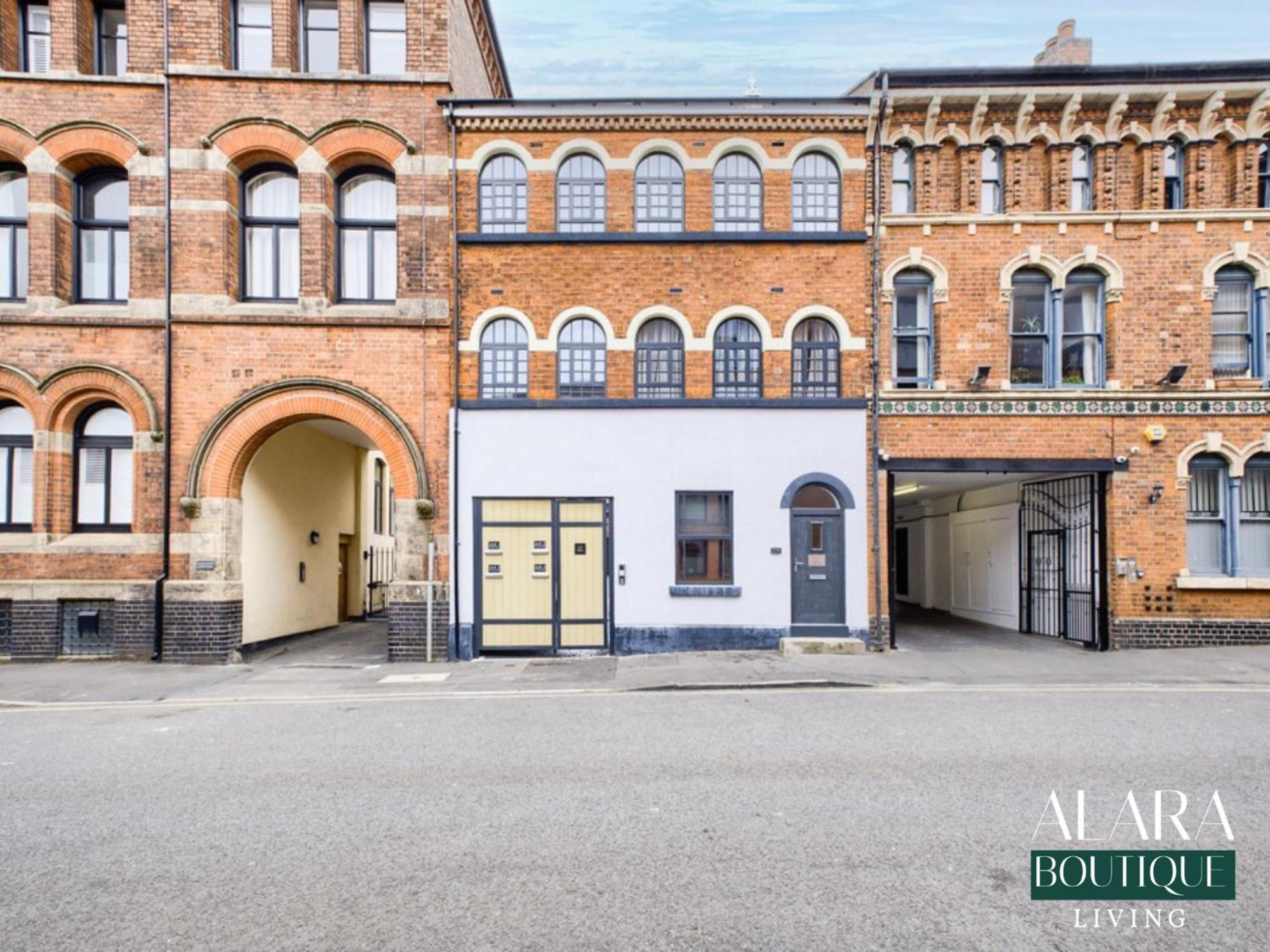 3 Floor Townhouse Luxury Living Alara Boutique Apartamento Birmingham Exterior foto