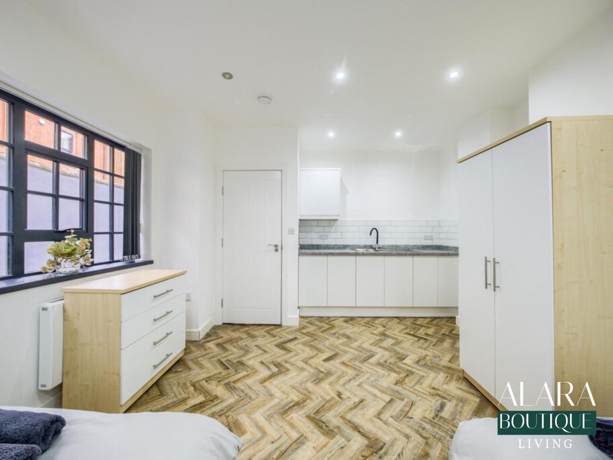 3 Floor Townhouse Luxury Living Alara Boutique Apartamento Birmingham Exterior foto